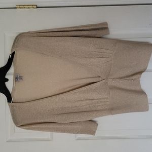 Worthington PXL. Light lightweight 3/4 length sleeves. knit 'sweater'